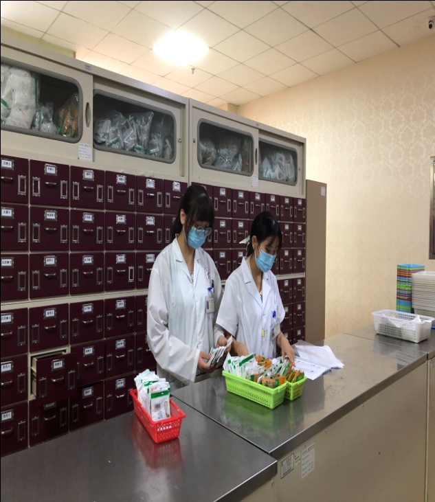 四川友谊医院应对新冠疫情――前方有勇士，后方有支援