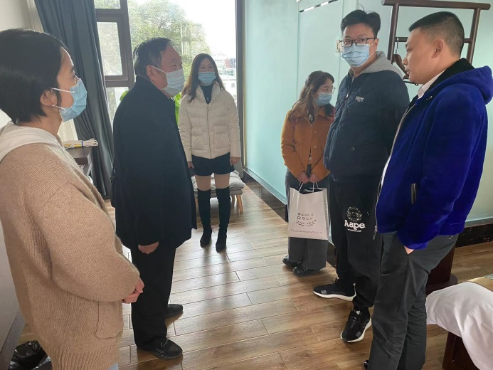 四川友谊医院肾内科开展腹膜透析家庭随访