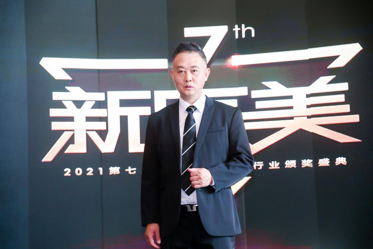 四川友谊医院荣获2021第7届新氧亚太医美行业“年度轮廓甄选医院”称号
