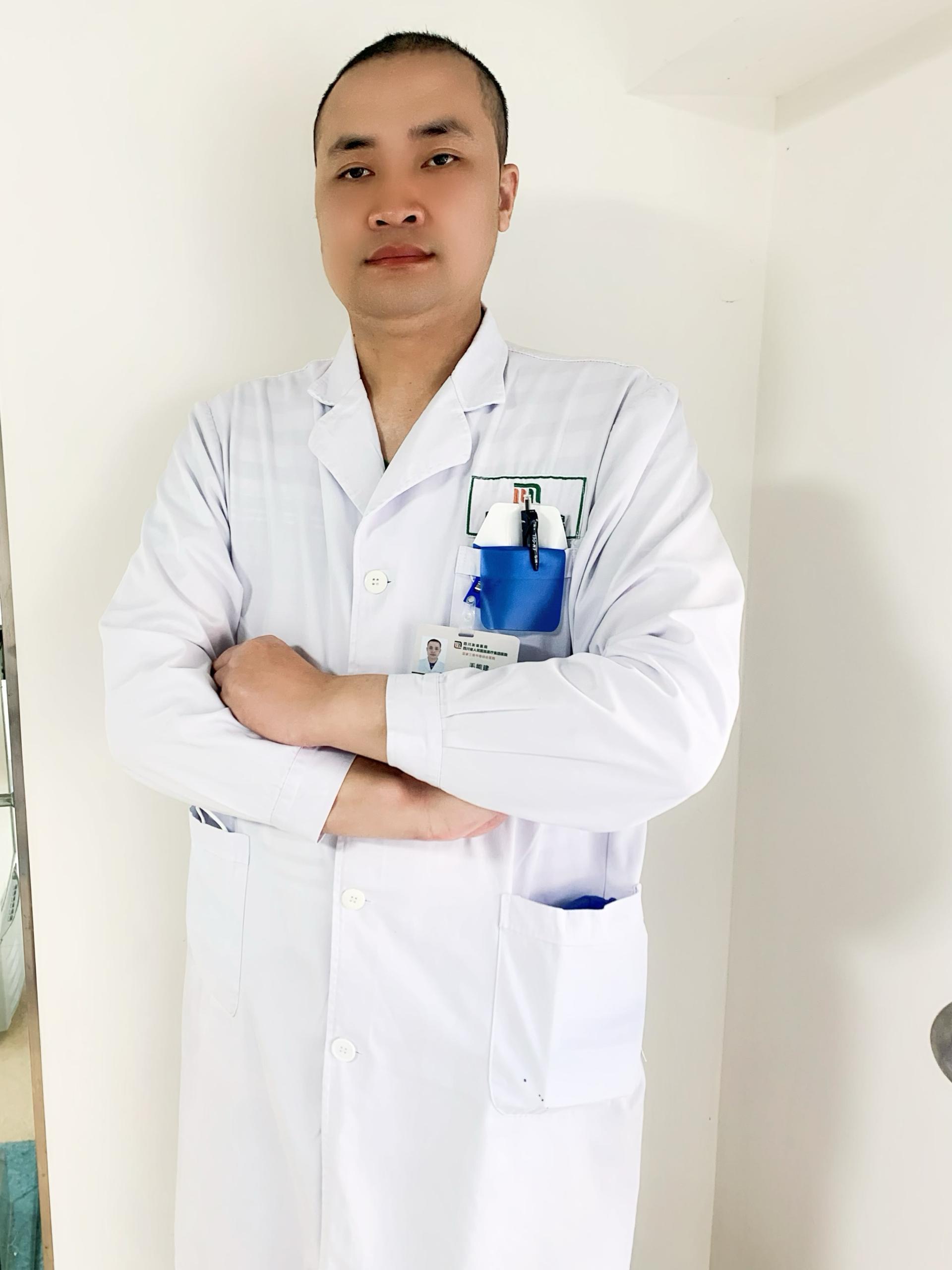 毛能建：精准战“疫”侦察尖兵的超长待机