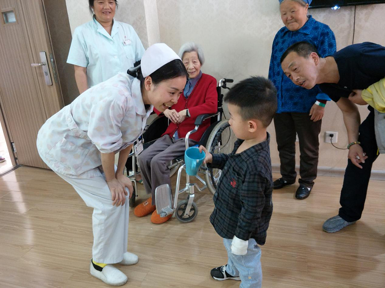 健康与欢乐同行――四川友谊医院耳鼻喉科举行第五季健康沙龙