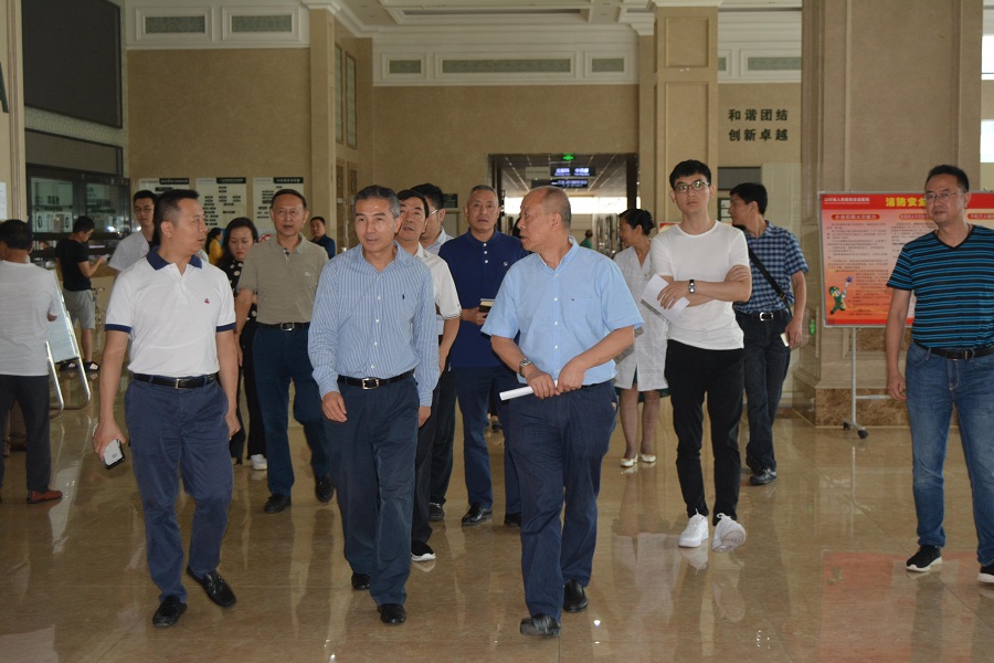 锦江区政协科教医卫体委视察调研四川友谊医院建设发展情况