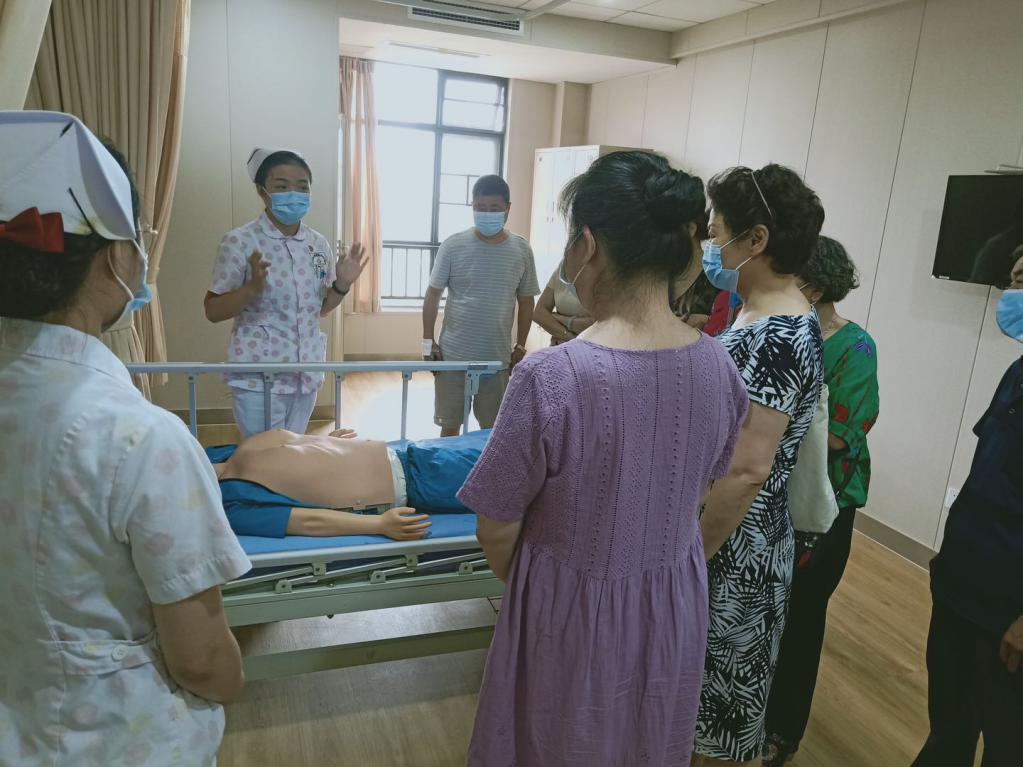 心肺复苏成“救”你我――小友君的公益科普课堂开课了！