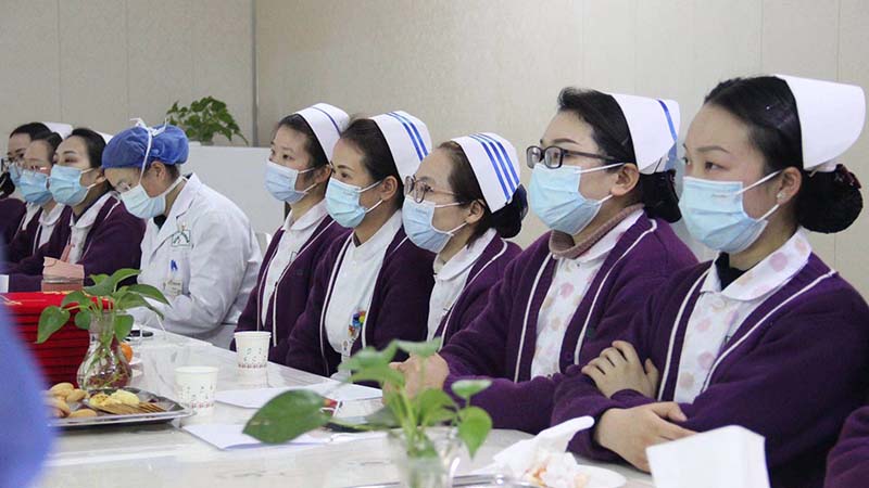 明智启慧  勇挑重担――四川友谊医院特殊片区举办年终护士会